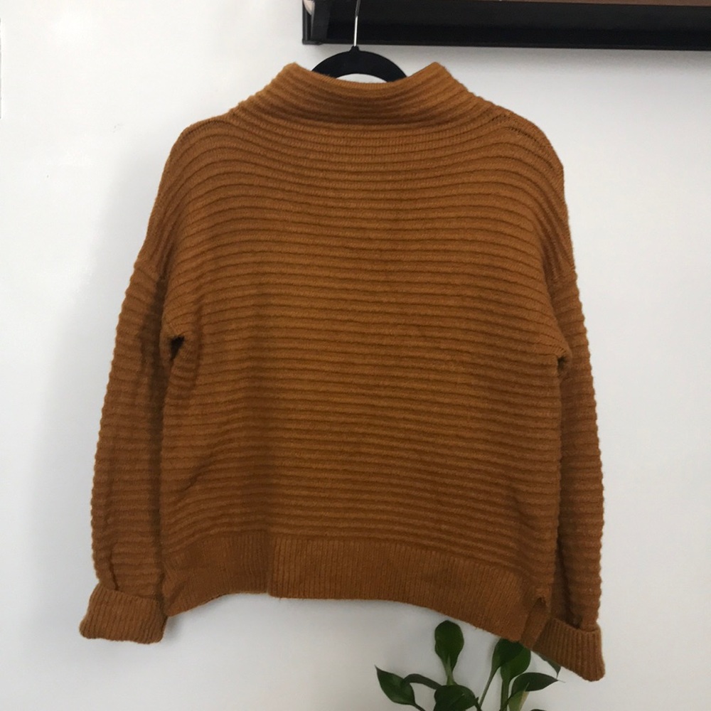 XS Madewell mock neck mustard colored sweater.